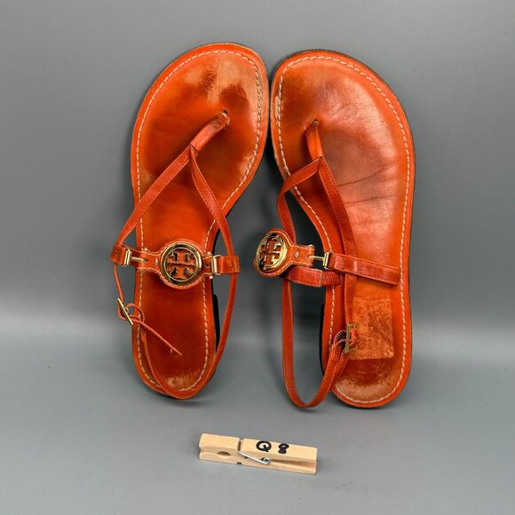 Tory Burch Ali Women 8 Orange Patent Leather Flat Sandals Buckle Thong Gold Logo - Picture 10 of 10